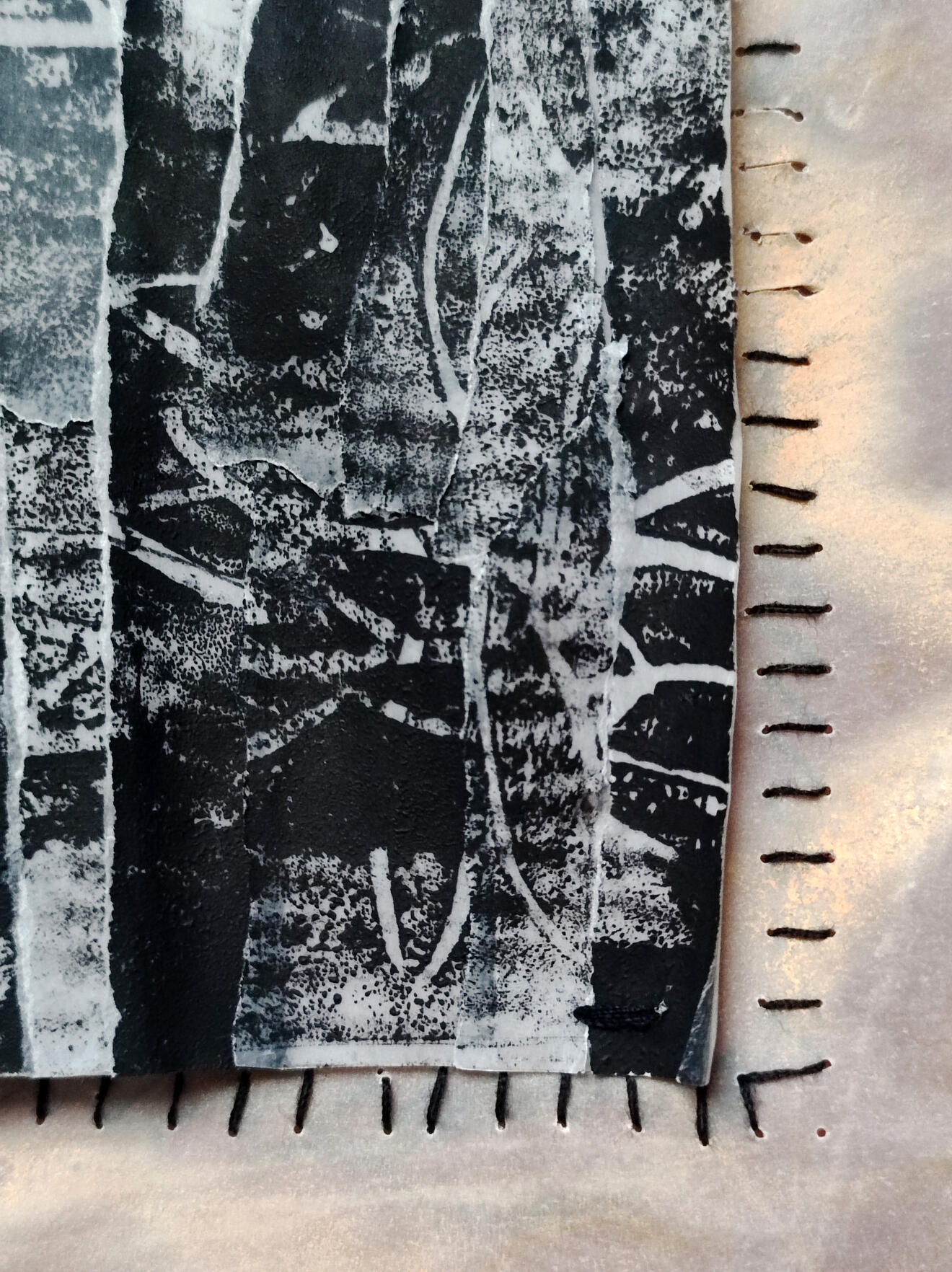 Flyer de l'exposition Volupté de l'étrangeté à Toulon